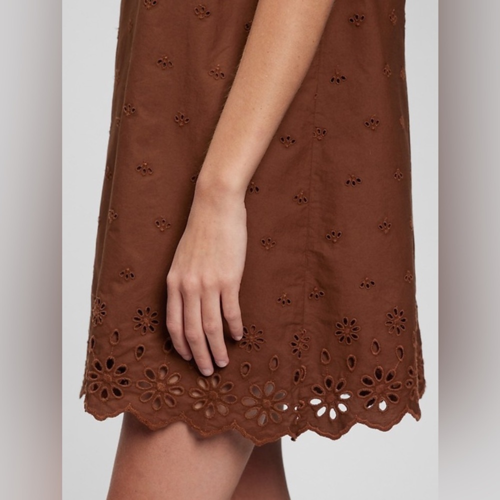 Gap - NEW - Eyelet Scalloped Mini Dress - Picture 3 of 6